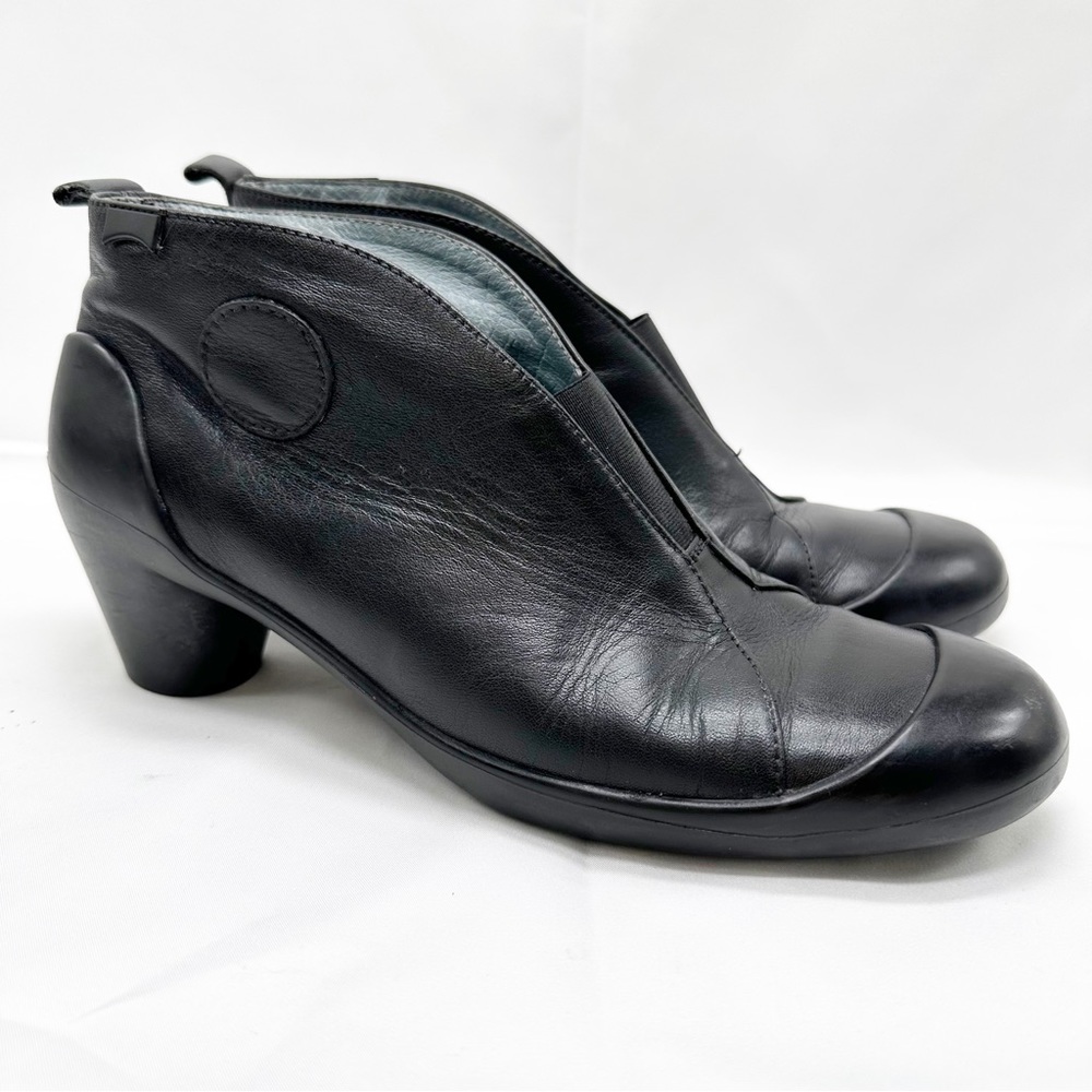 Camper black leather heeled boot booties shoes size 41